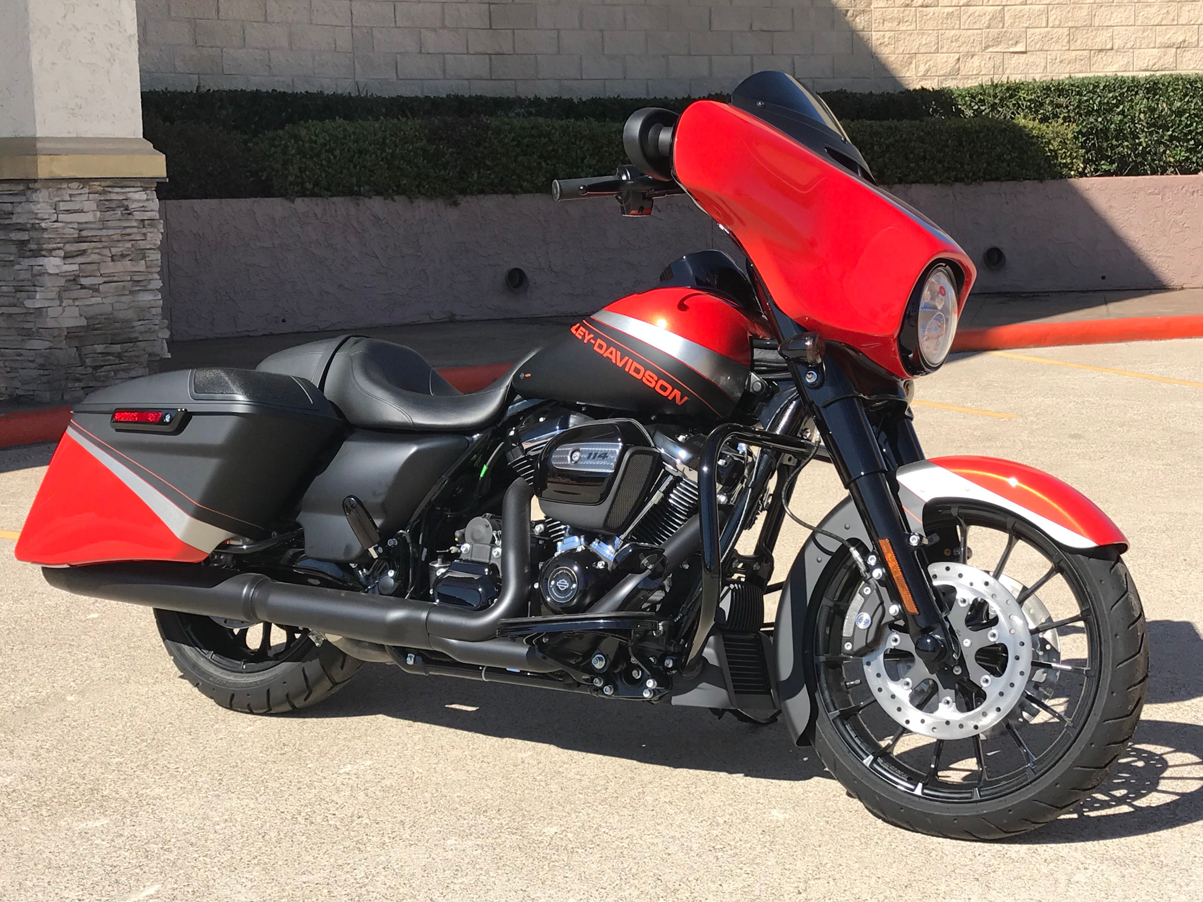 New 2019 Harley-Davidson FLHXS – Touring Street Glide Special