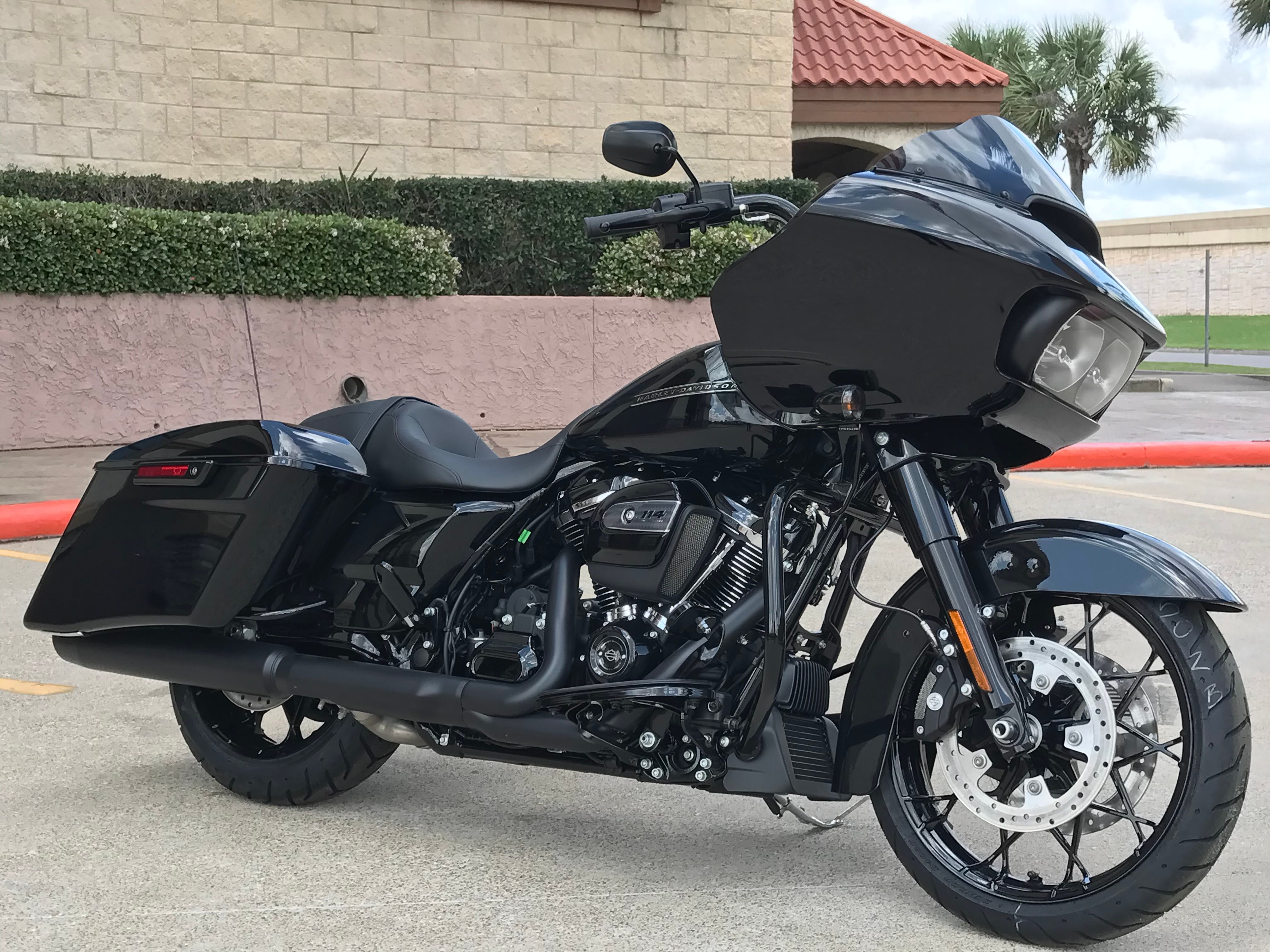 New 2020 Harley-Davidson FLTRXS – Touring Road Glide Special